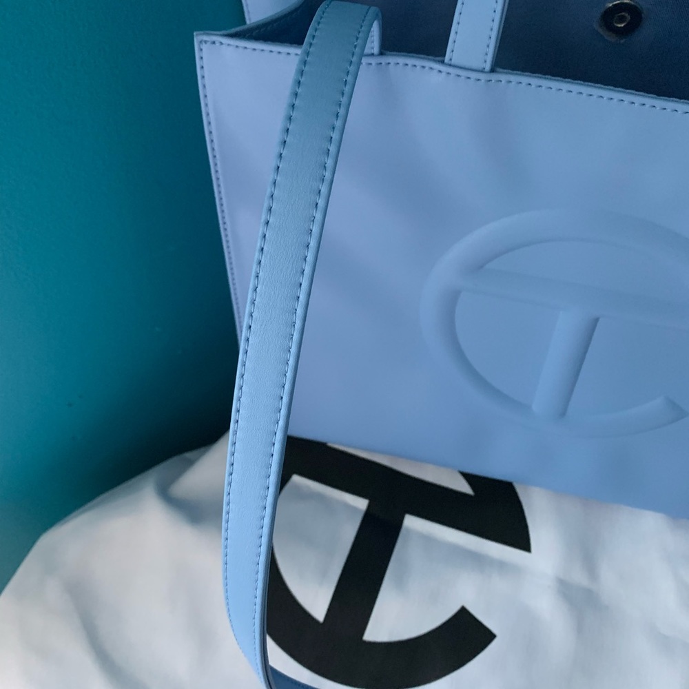 Telfar medium shopping bag in Cerulean.